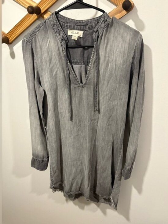 Bella Dahl Dresses & Skirts - Bella Dahl Stone Wash Grey Long Sleeve Frayed Tunic Dress